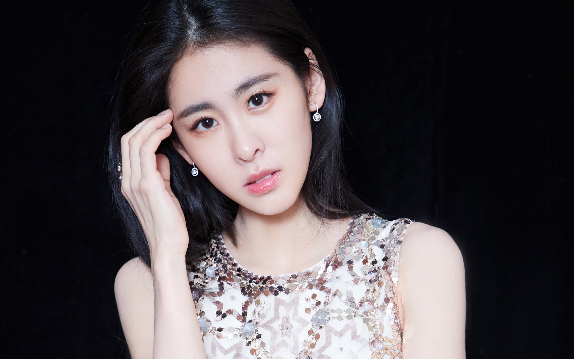 乐鱼体育app官网入口-“马科斯·梅特罗的全面技能，提升阿根廷美洲狮队的进攻与防守平衡”