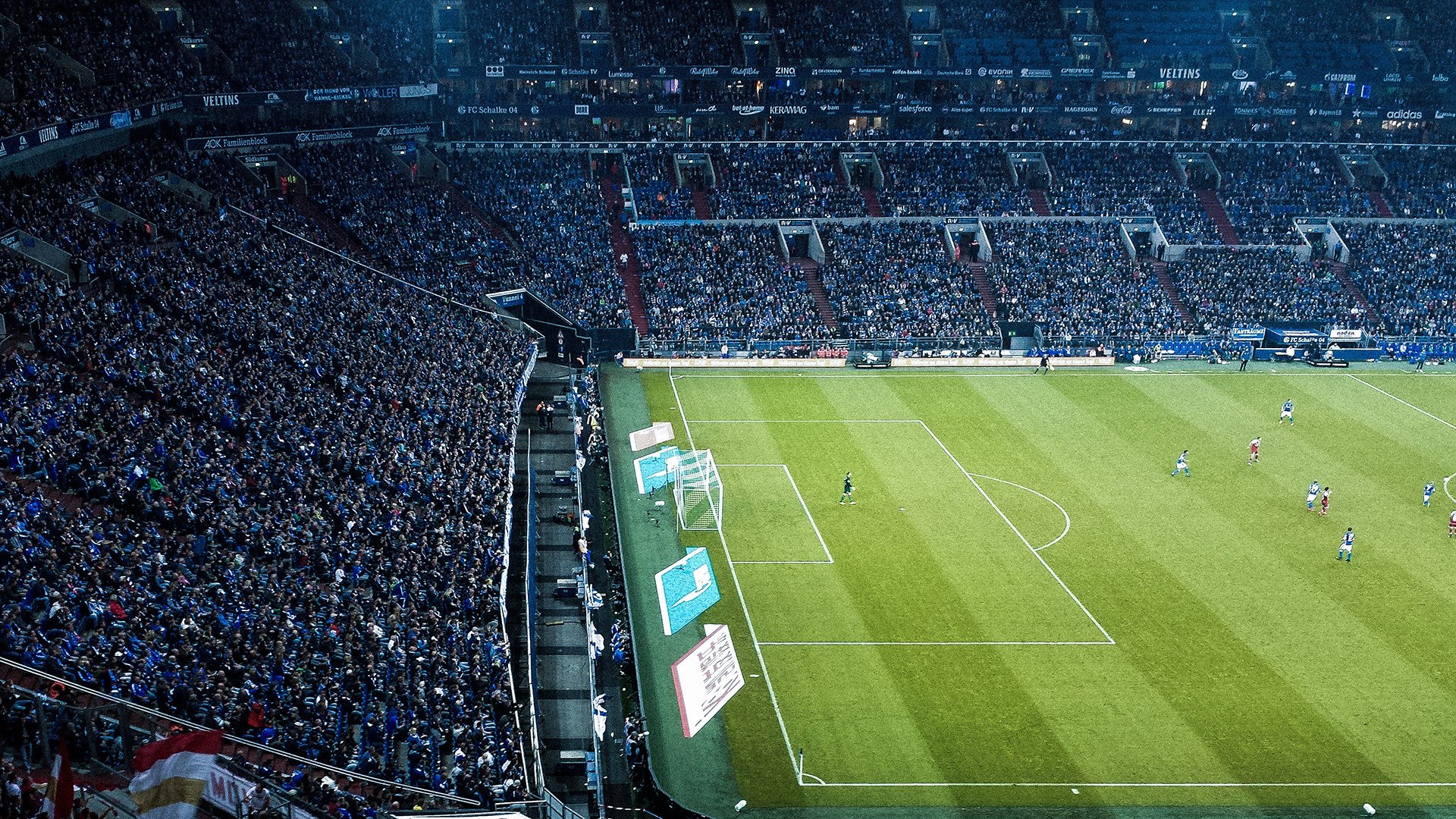 克洛普不断创新战术，带领利物浦冲击更高荣誉